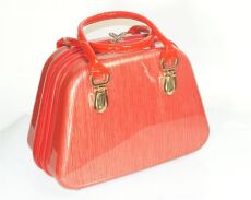 Сумка-косметичка Wendy 2002 RED K