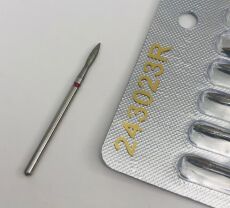 Фреза алмазная пламя красная насечка 243023R